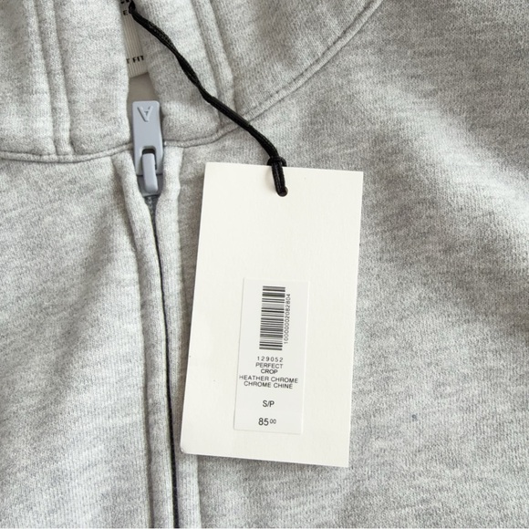 NWT 129052 Aritzia perfect crop heather chrome S - Picture 2 of 5